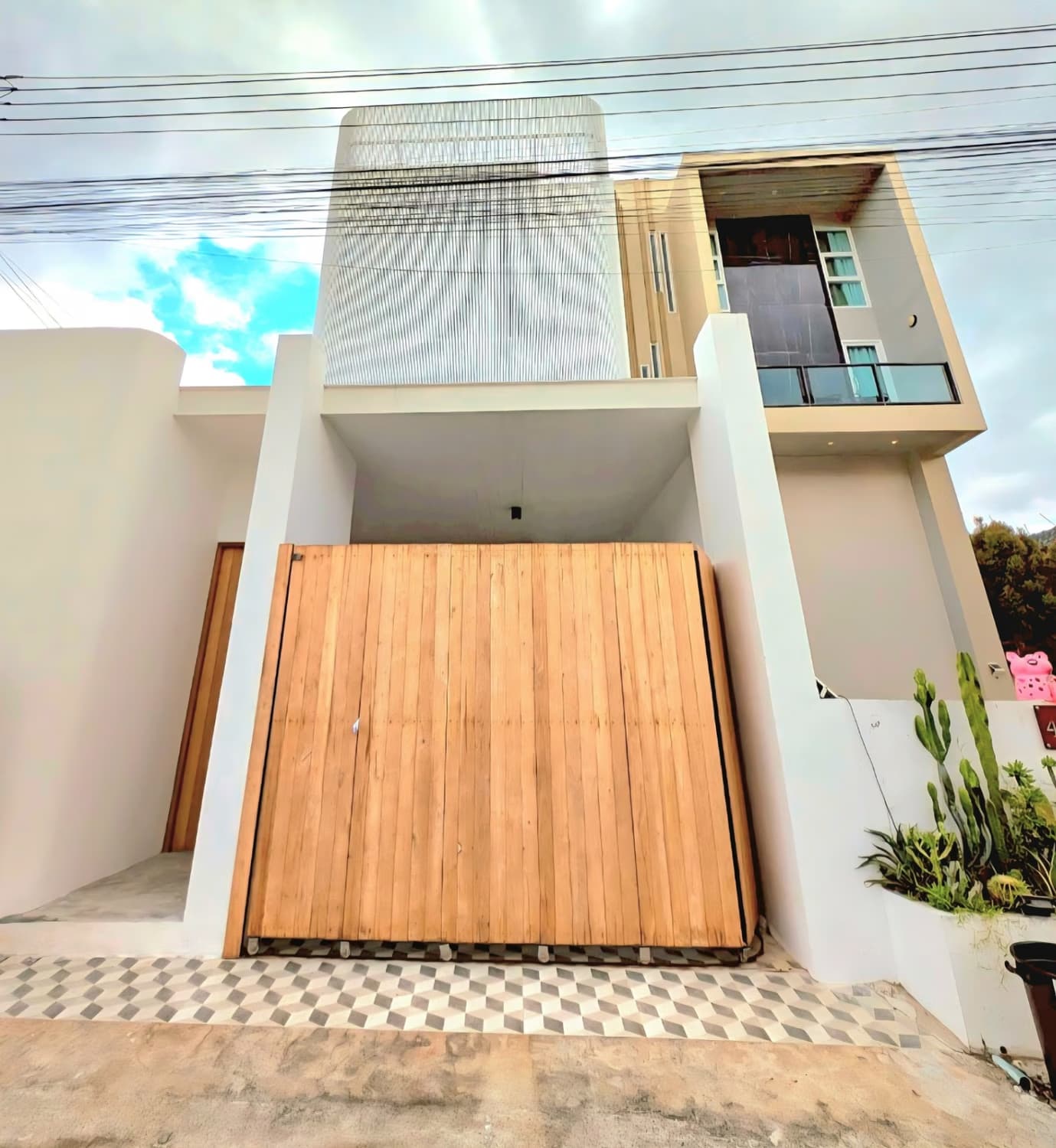 4 Bed Townhouse for Rent and Sale in San Sai District - Image 18