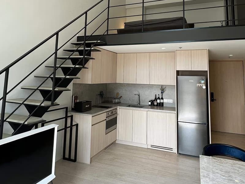 1 Bedroom Condo