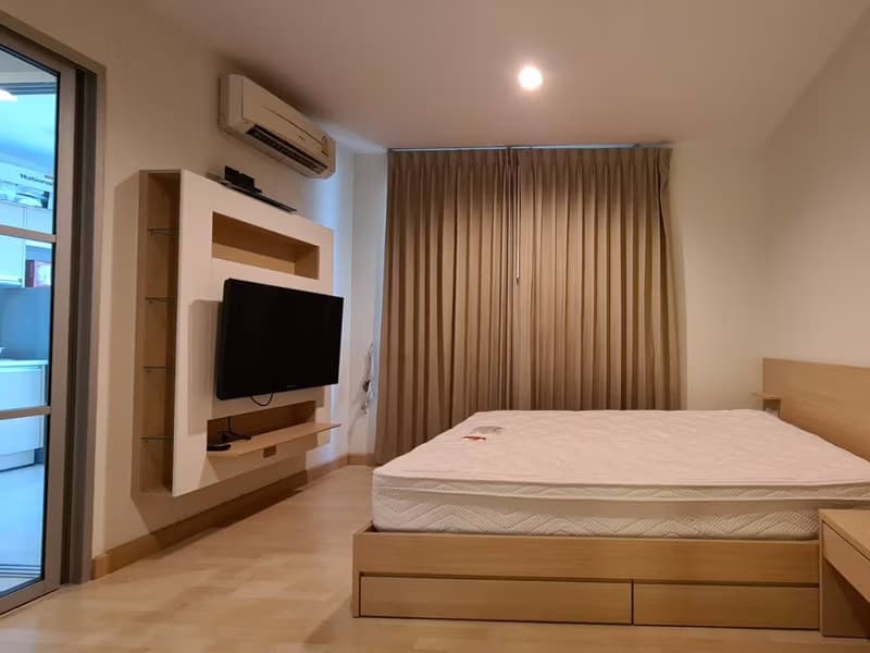 Condo for Rent at Rhythm Ratchada