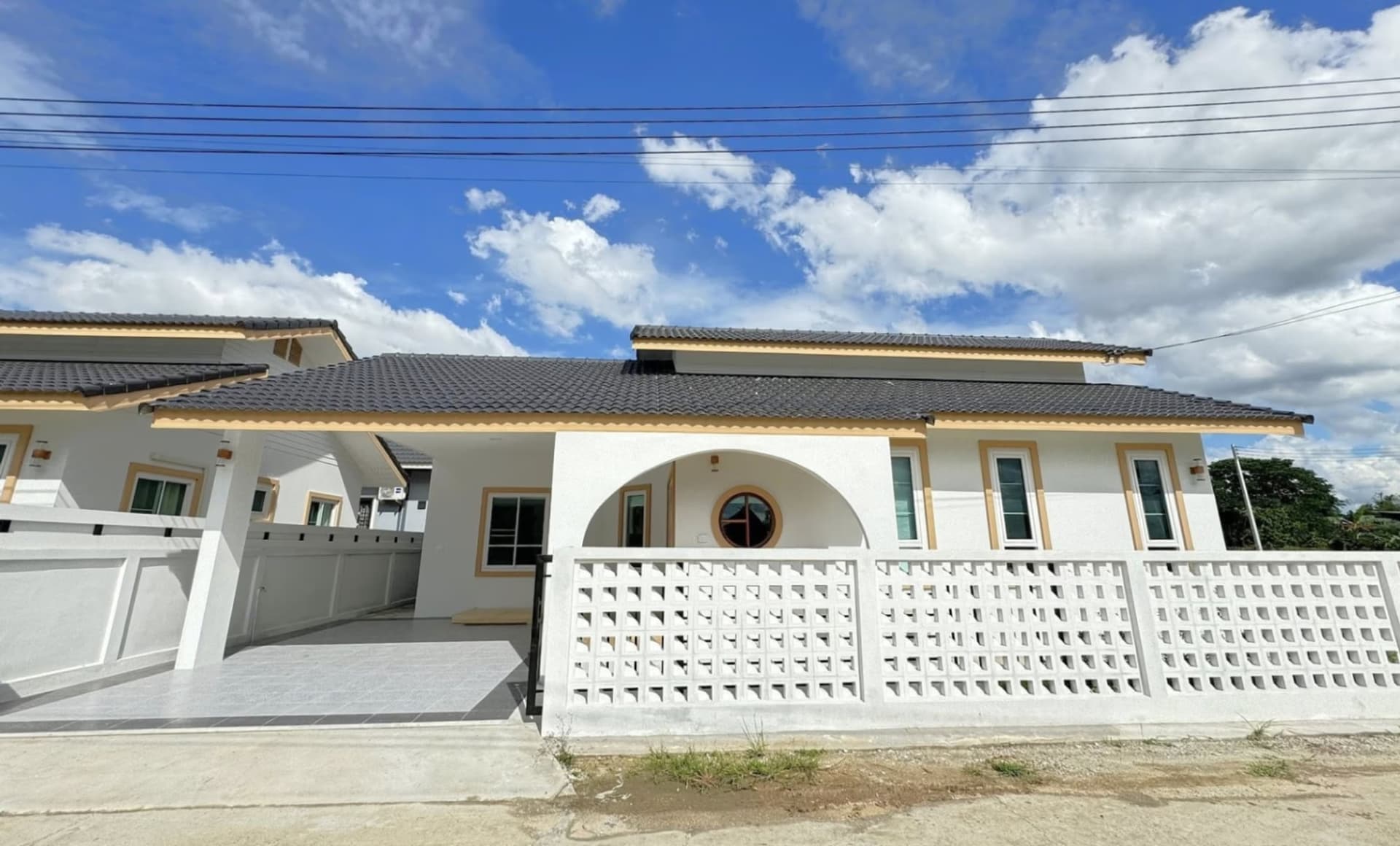 3 ห้องนอน บ้าน สำหรับ จำหน่าย ใน Doi Saket District - Image 1