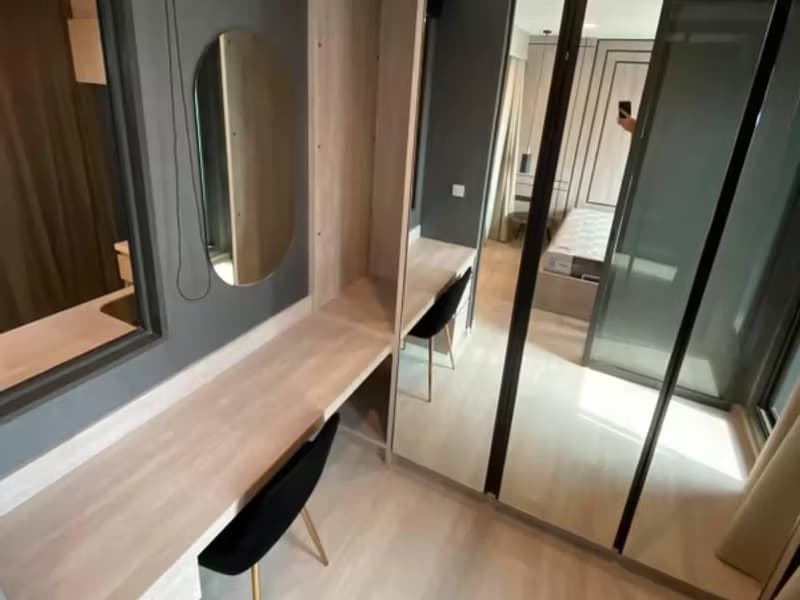 1 Bedroom Condo
