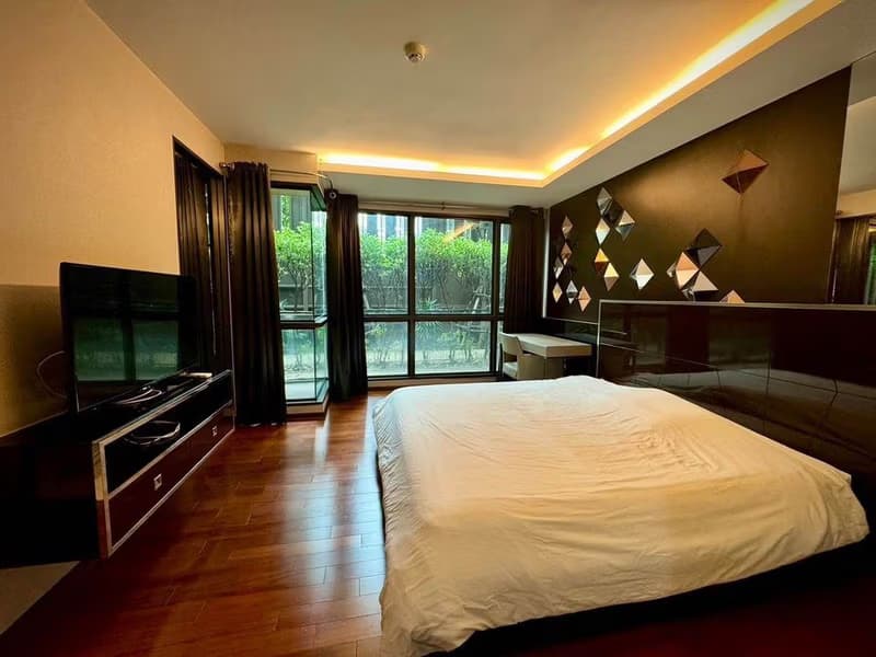 1 Bed Condo for Rent and Sale in Phra Khanong