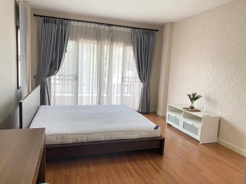 3 Bed House for Rent in Bang Phli