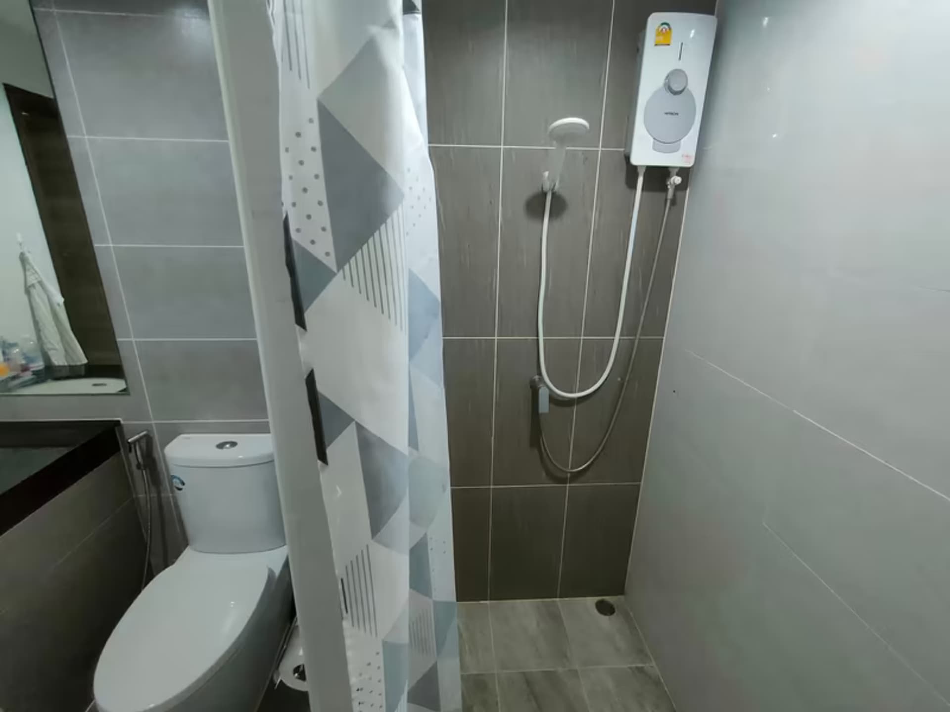 3 Bedroom House - Image 11
