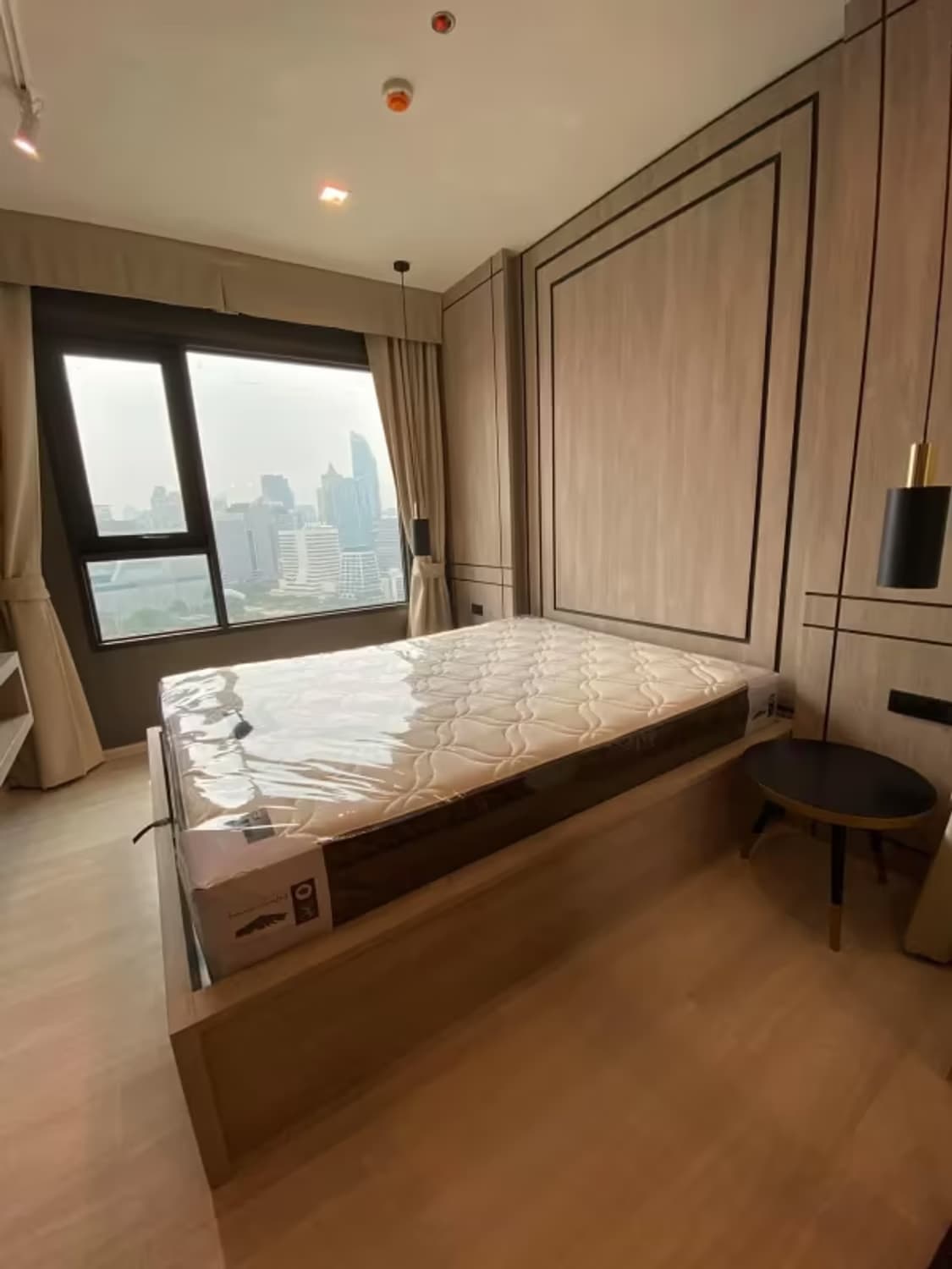 1 Bedroom Condo - Image 4