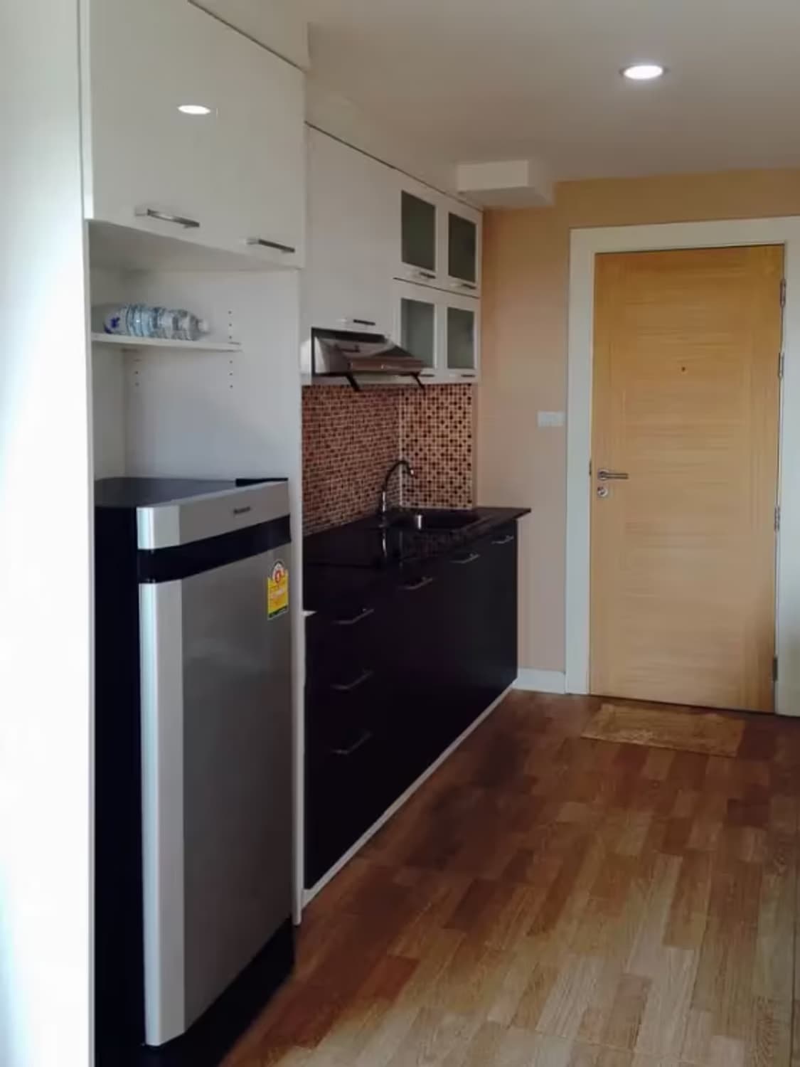 1 Bedroom Condo - Image 7