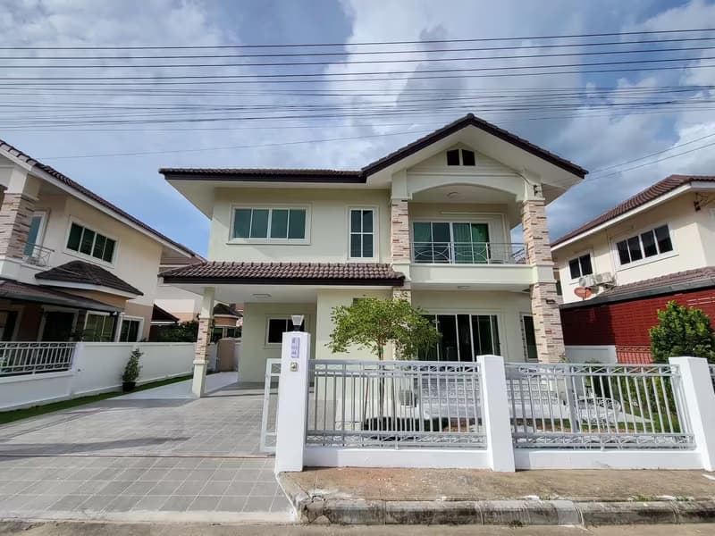 3 Bedroom House
