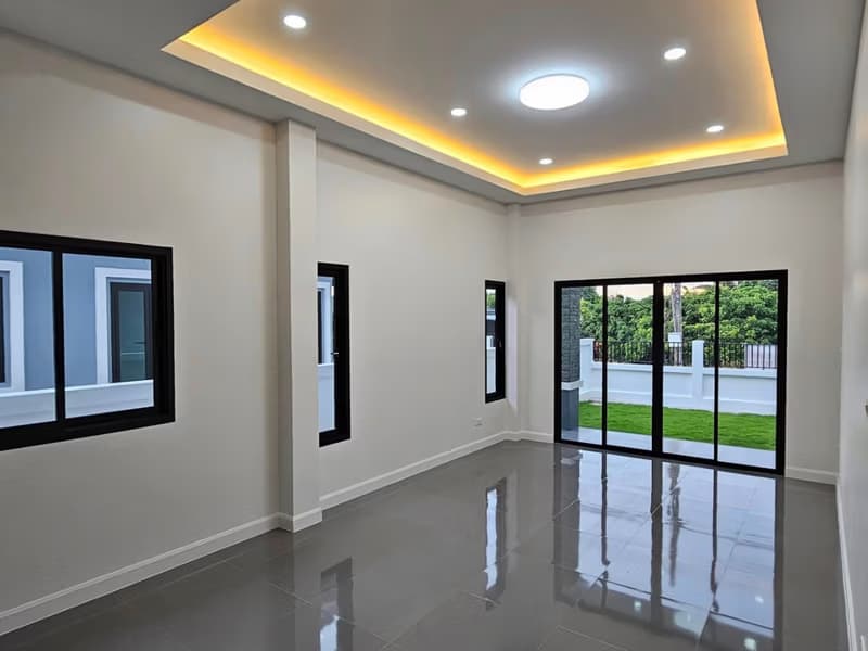 2 Bed House for Sale in Saraphi District