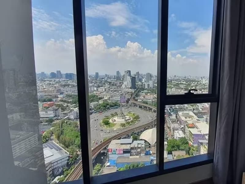 Condo for Rent at Ideo Q Victory