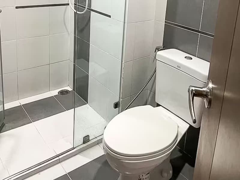 1 Bedroom Condo