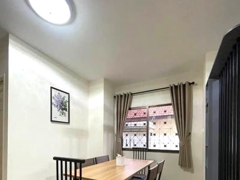 4 Bed House for Rent in San Sai