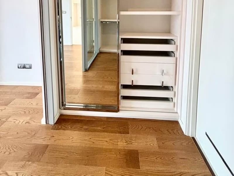 1 Bed Condo for Sale  Near Surasak BTS