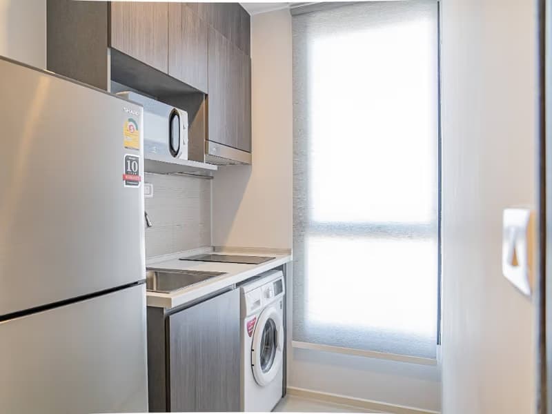 1 Bed Condo for Rent  Near Udom Suk BTS