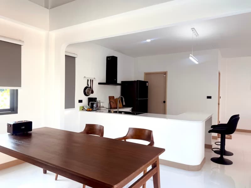 2 Bed House for Rent in Saraphi District