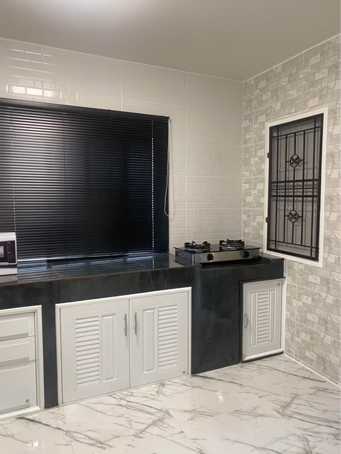 3 Bedroom House - Image 12