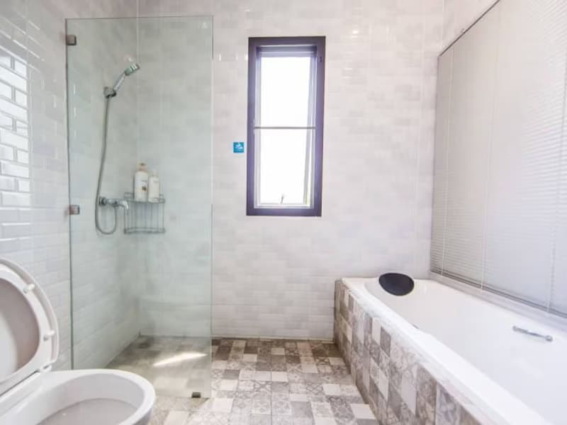 6 Bed House for Sale in Hang Dong District