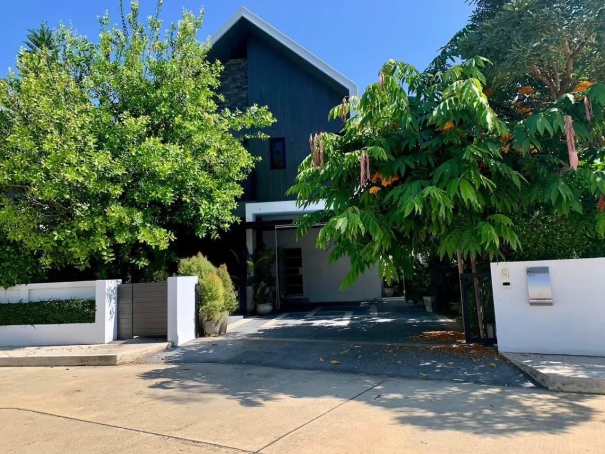 4 Bed House for Sale in San Sai - Image 1