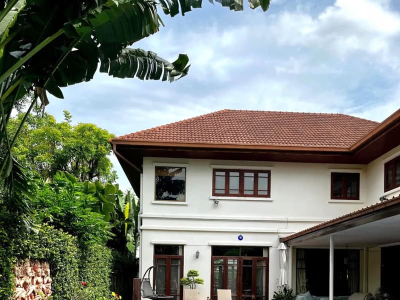 4 Bed House for Rent in Suan Luang