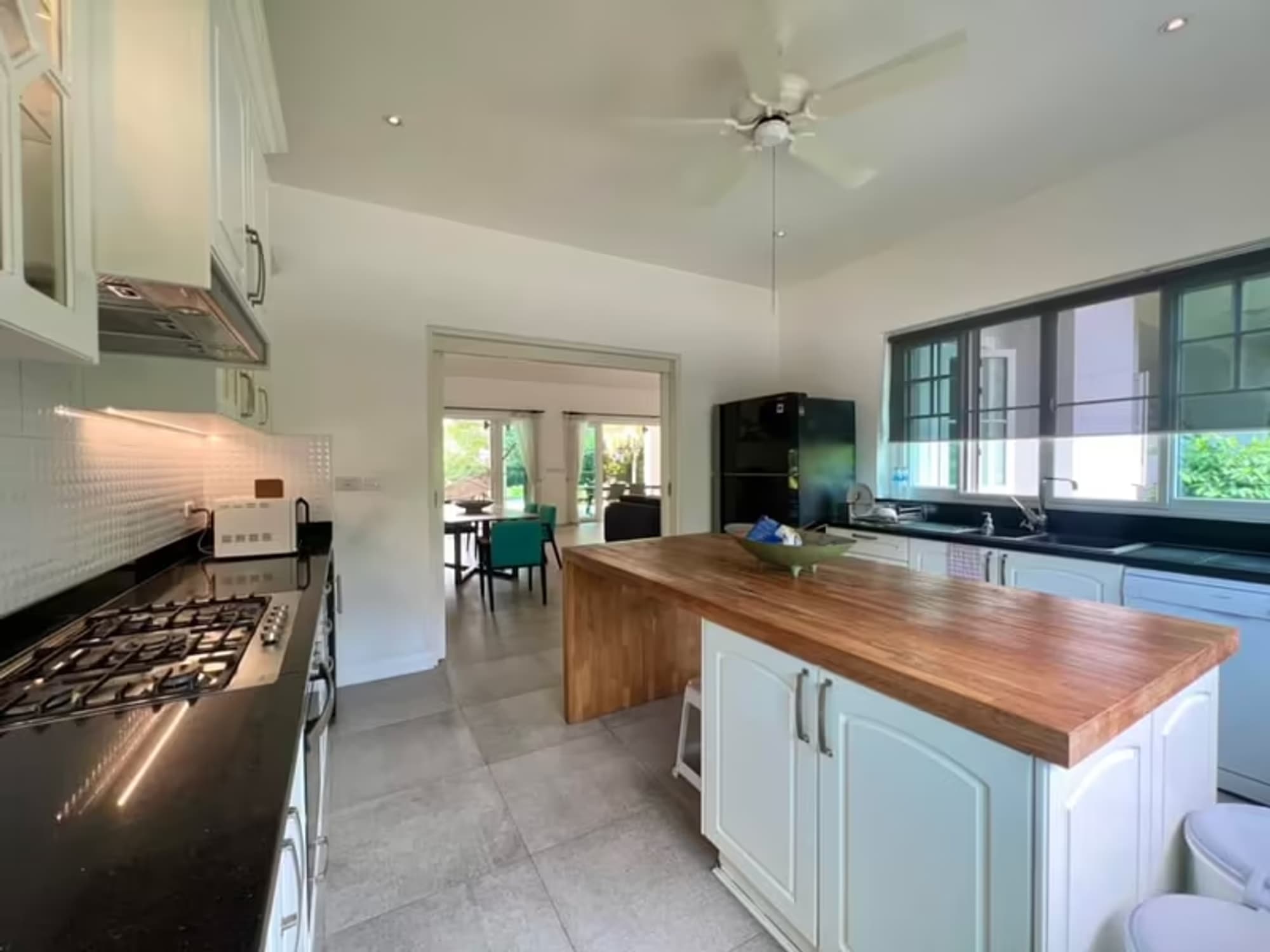 4 Bedroom House - Image 43