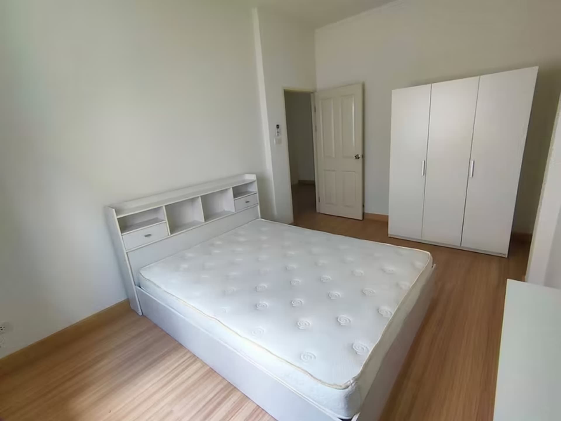 3 Bedroom House - Image 12