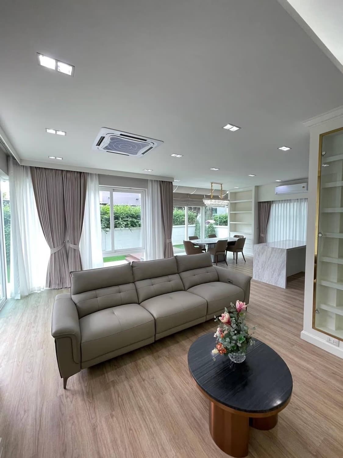 4 Bed House for Rent in บางแก้ว - Image 2