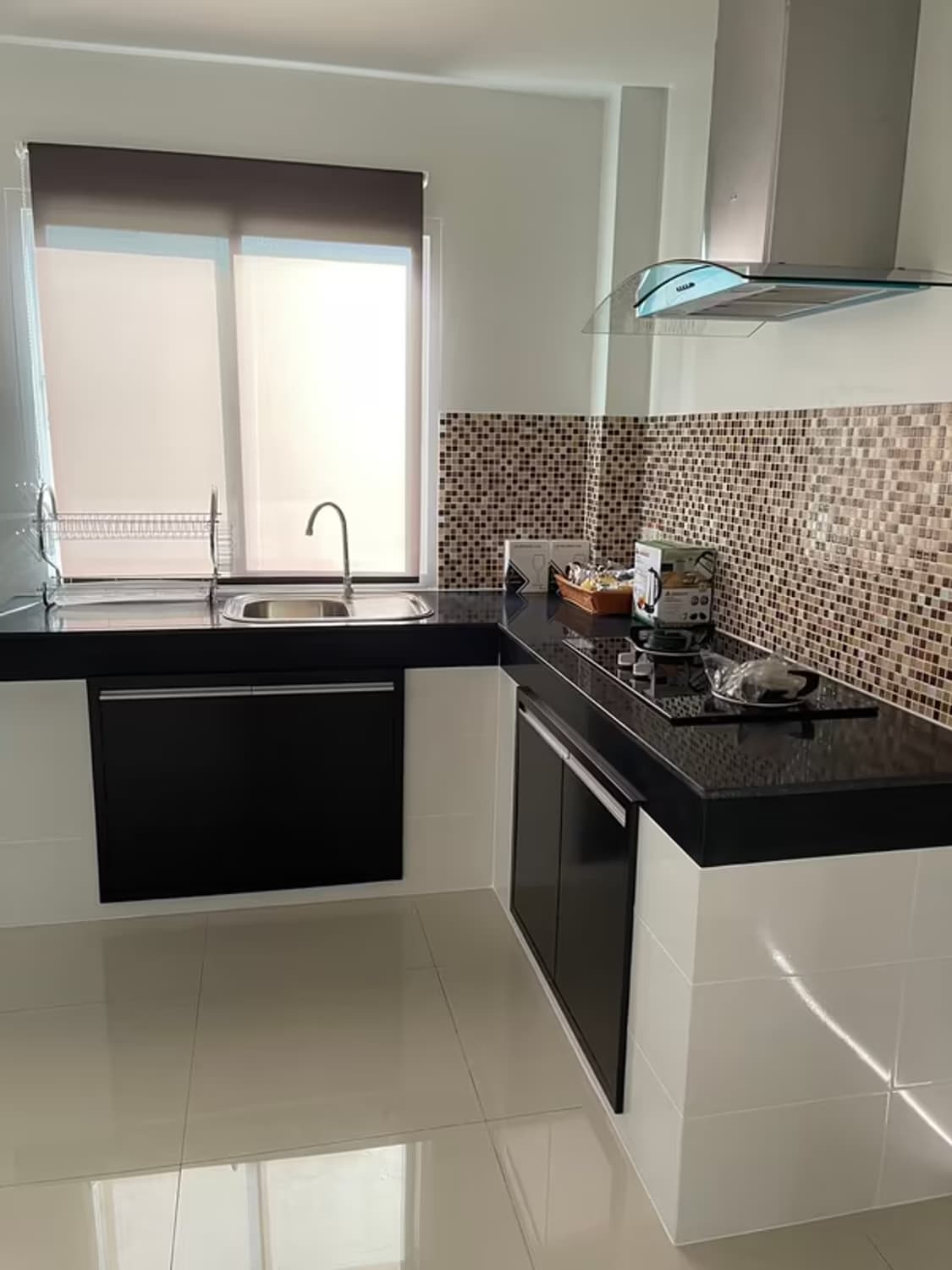 3 Bedroom House - Image 6