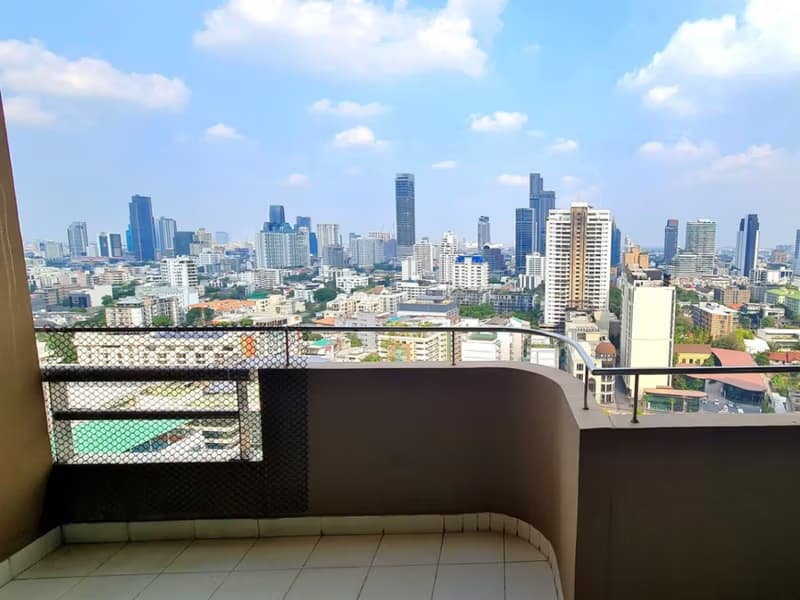 2 Bed Condo for Rent in Watthana