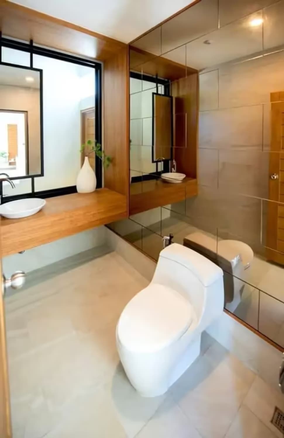 5 Bedroom House - Image 3
