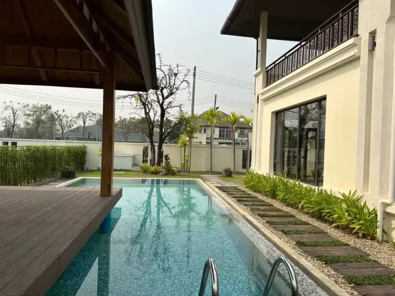 4 Bedroom House