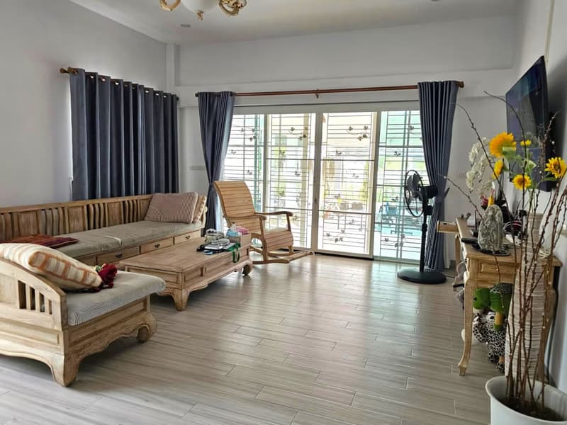 4 Bed House for Sale in Doi Saket District