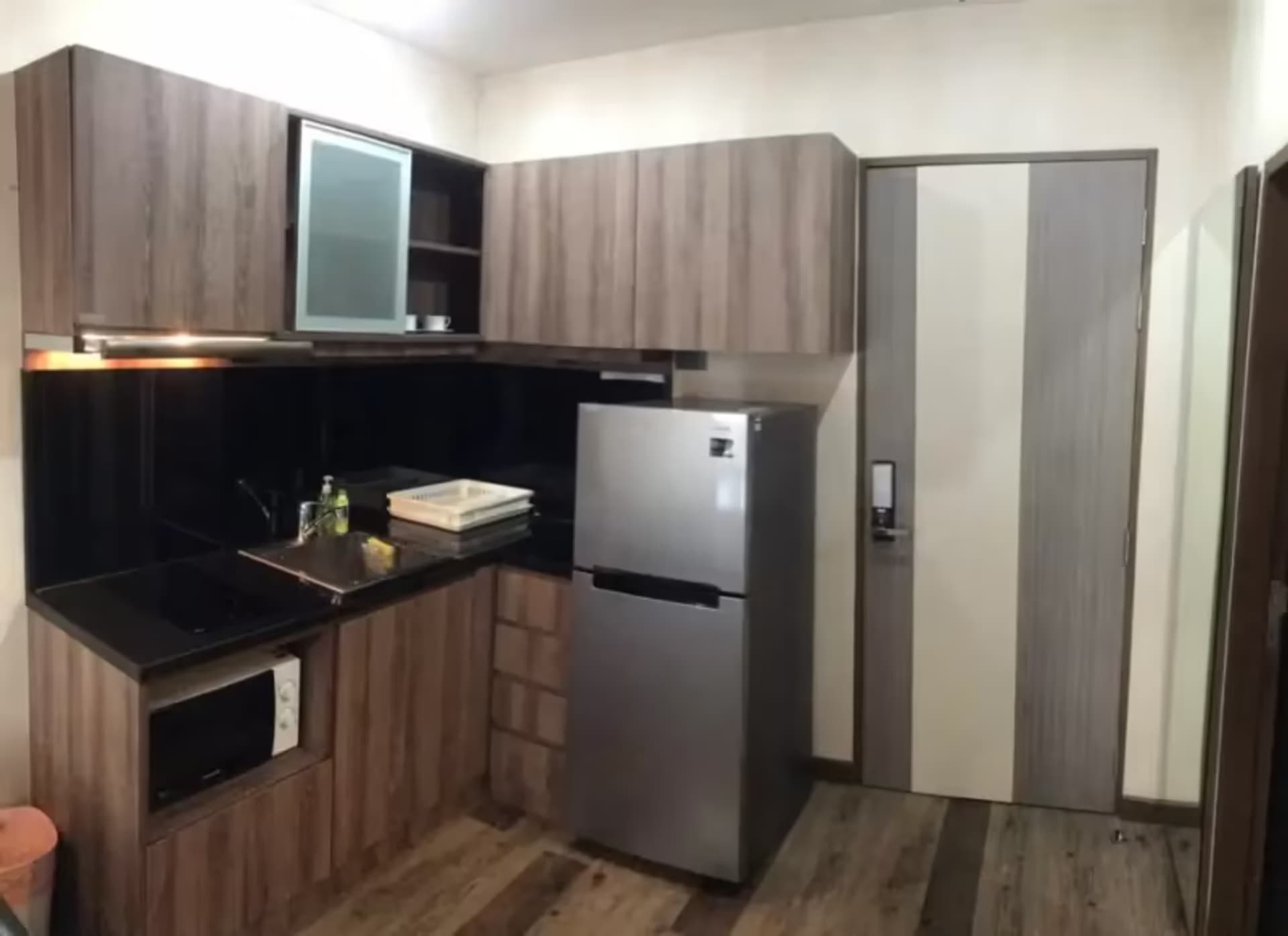 1 Bedroom Condo - Image 10