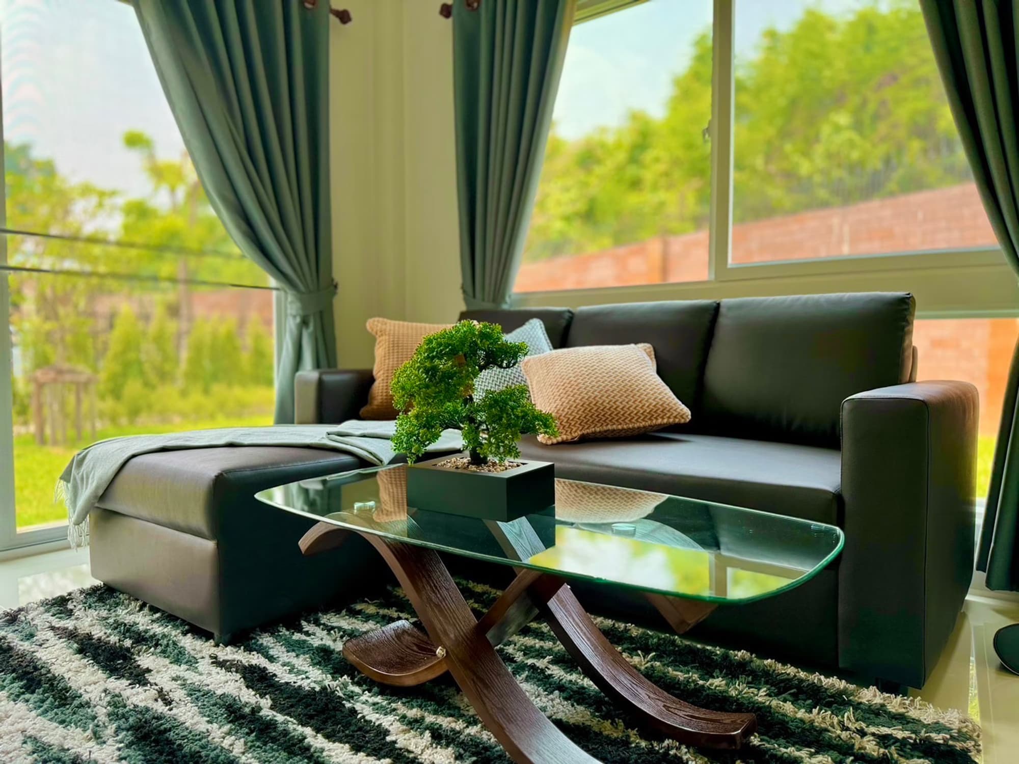 4 Bedroom House - Image 4