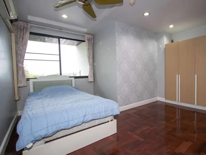 3 Bed Condo for Rent in Mueang Chiang Mai