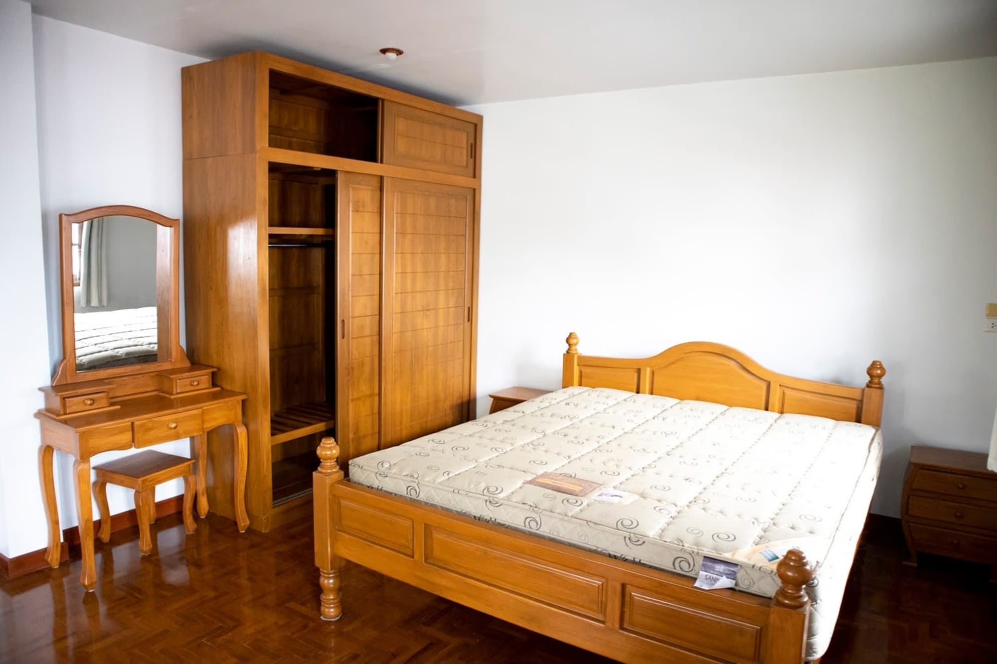 4 ห้องนอน undefined สำหรับ ขายและจำหน่าย ใน  - Image 7