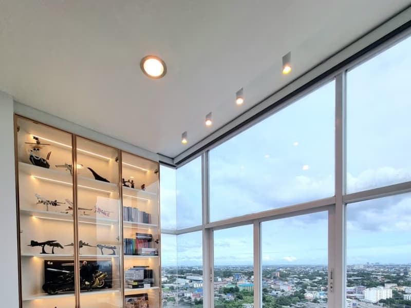 1 Bed Condo for Sale  Near Si Kritha MRT