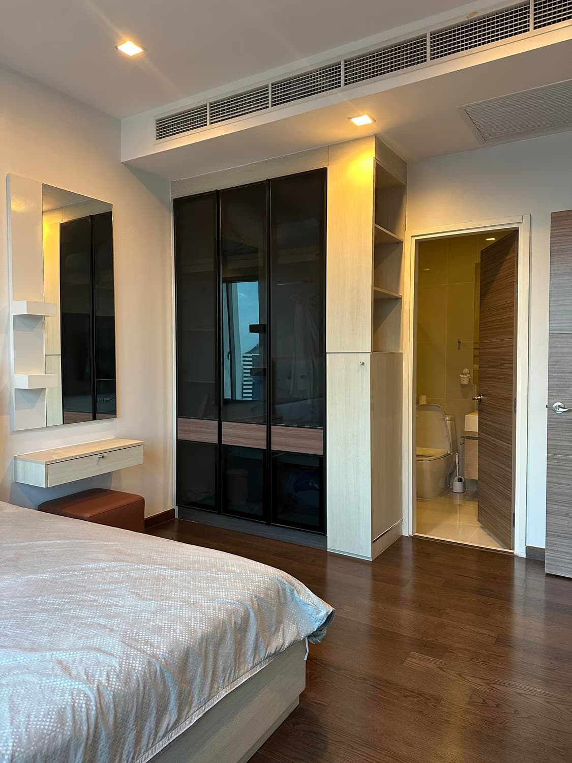 Condo for Sale at Maestro 14 Siam-Ratchathewi - Image 10