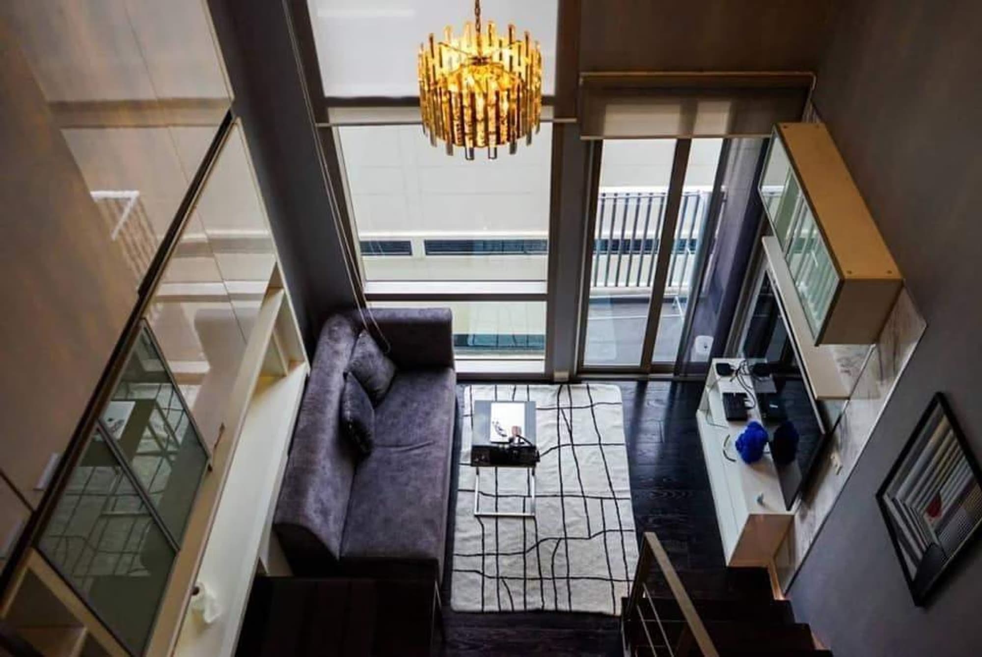 1 Bedroom Condo - Image 1
