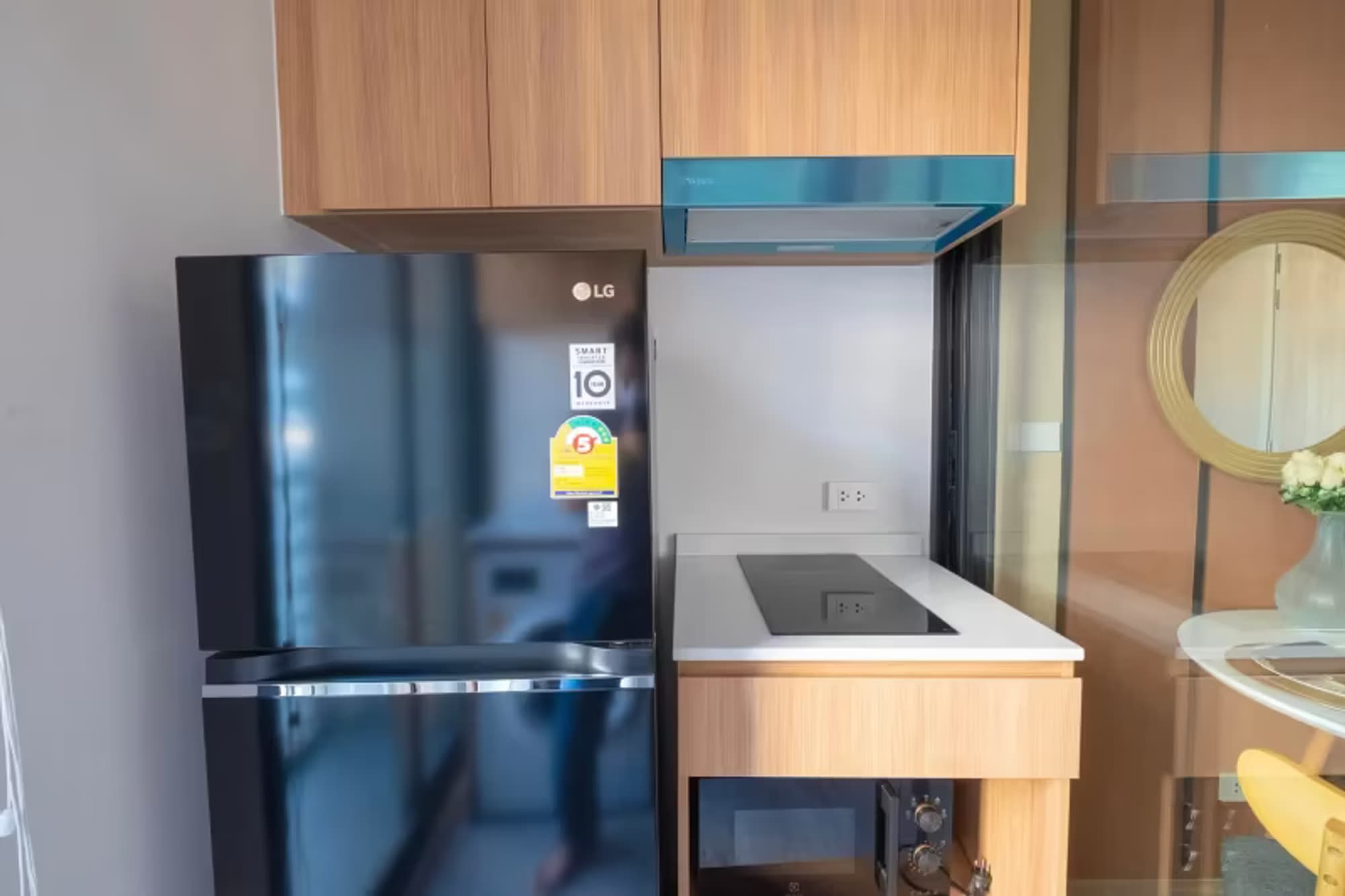 1 Bedroom Condo - Image 8