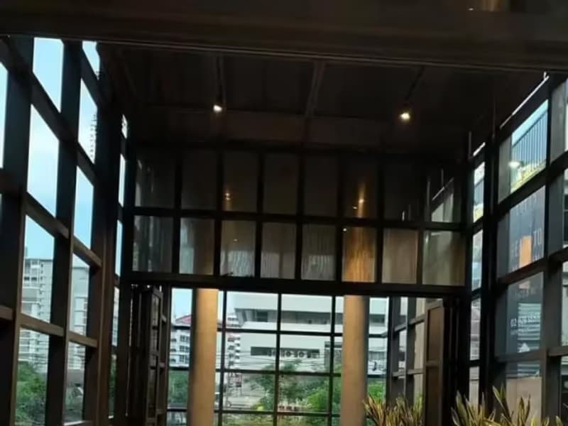 1 Bedroom Condo