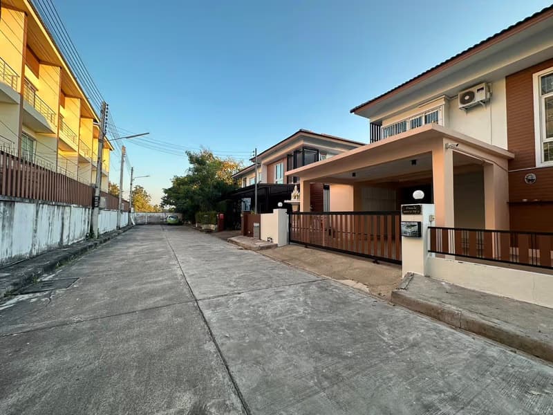 House for Rent in Ton Pao, San Kamphaeng.