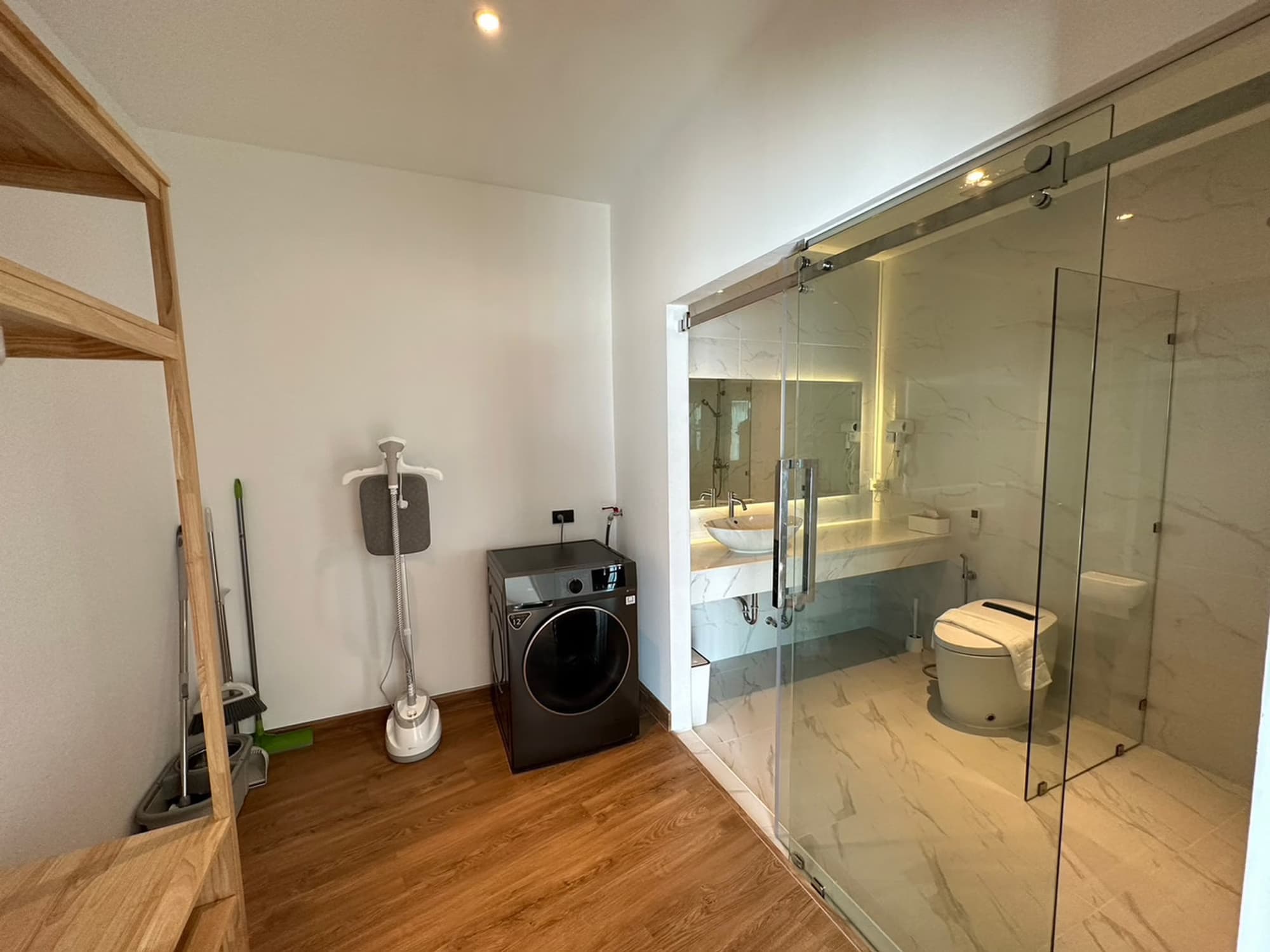 2 Bed House for Rent in San Sai - Image 15