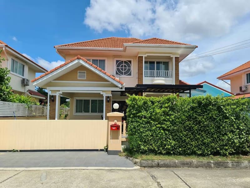 4 Bed House for Sale in Saraphi