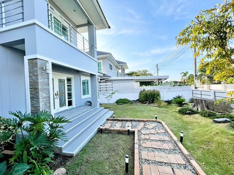 4 Bed House for Rent in San Sai