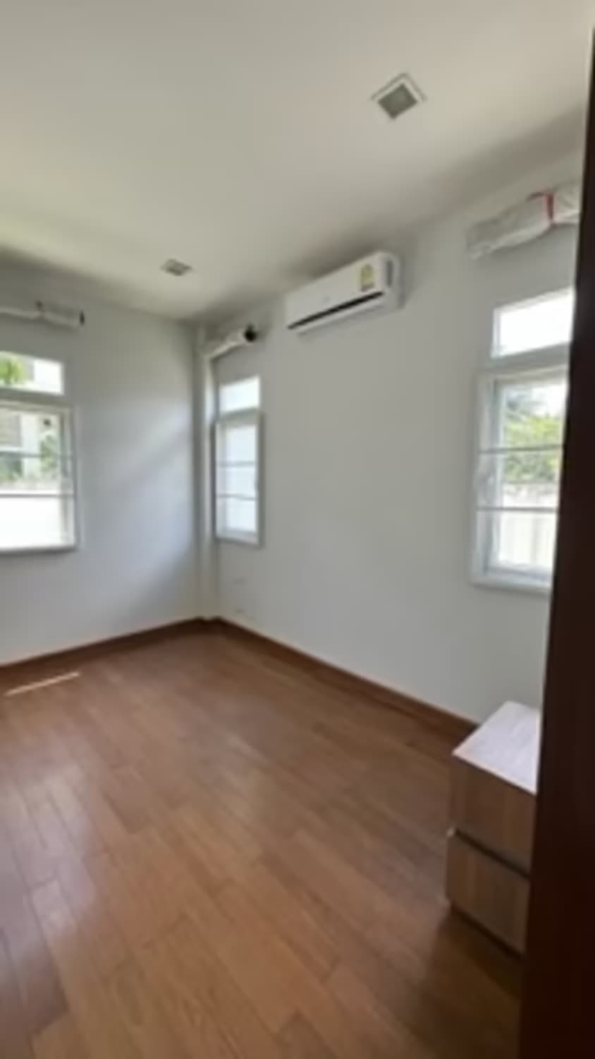 3 Bedroom House - Image 19