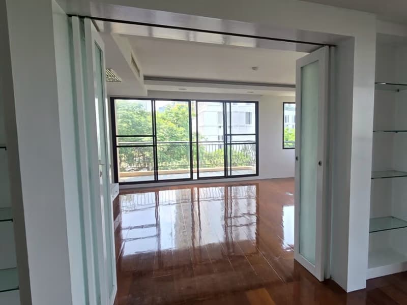 3 Bed Condo for Sale in Watthana
