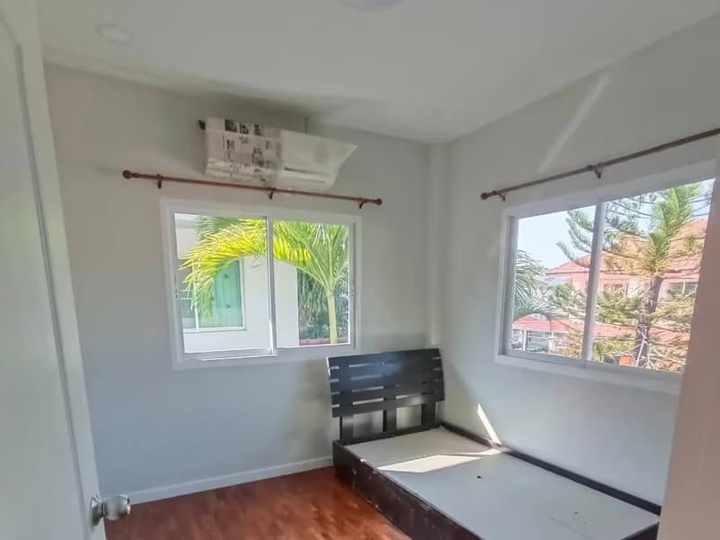 4 Bed House for Rent and Sale in San Sai District