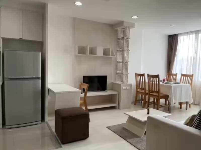 1 Bedroom Condo