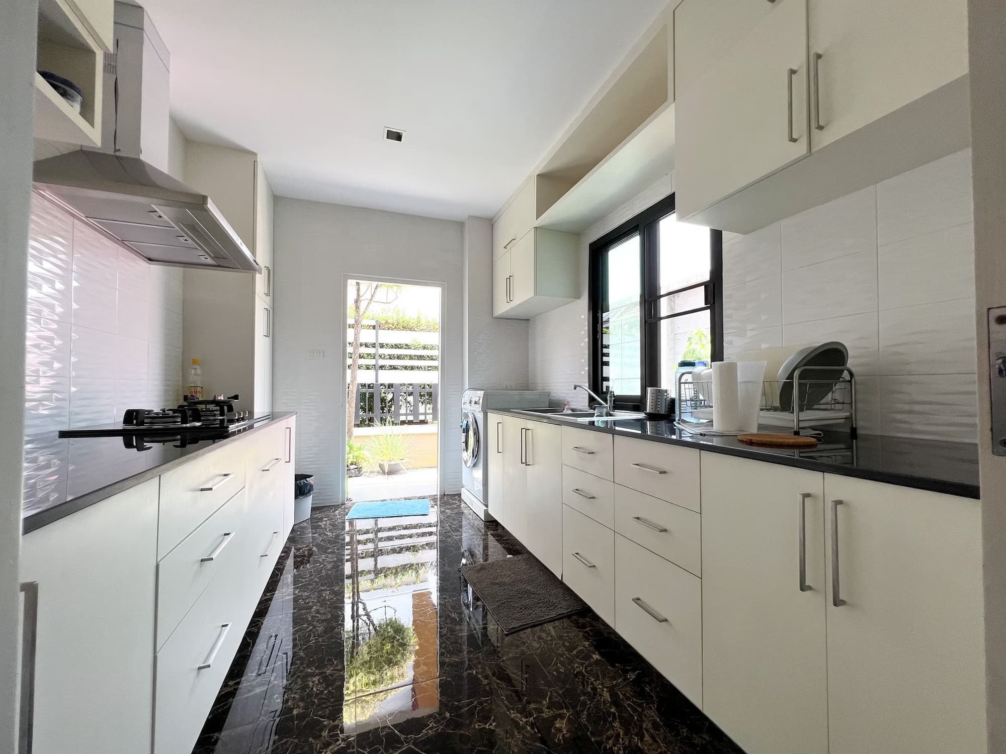 3 Bed House for Rent and Sale in Saraphi - Image 13