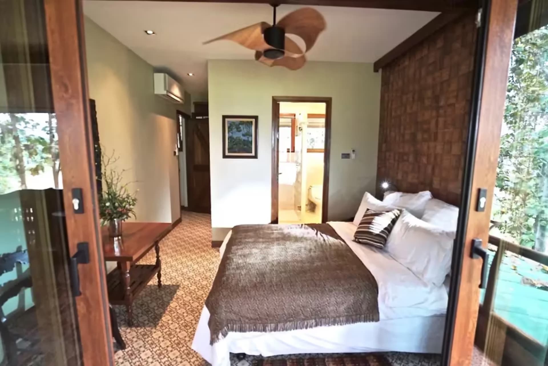 Condo for Rent at Hillside 4 - Image 5