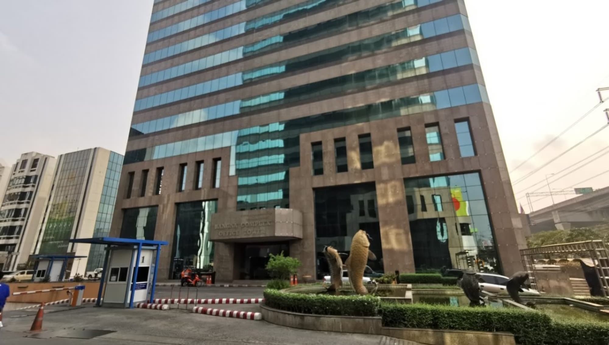 Studio Commercial for Rent in Bang Na - Image 5